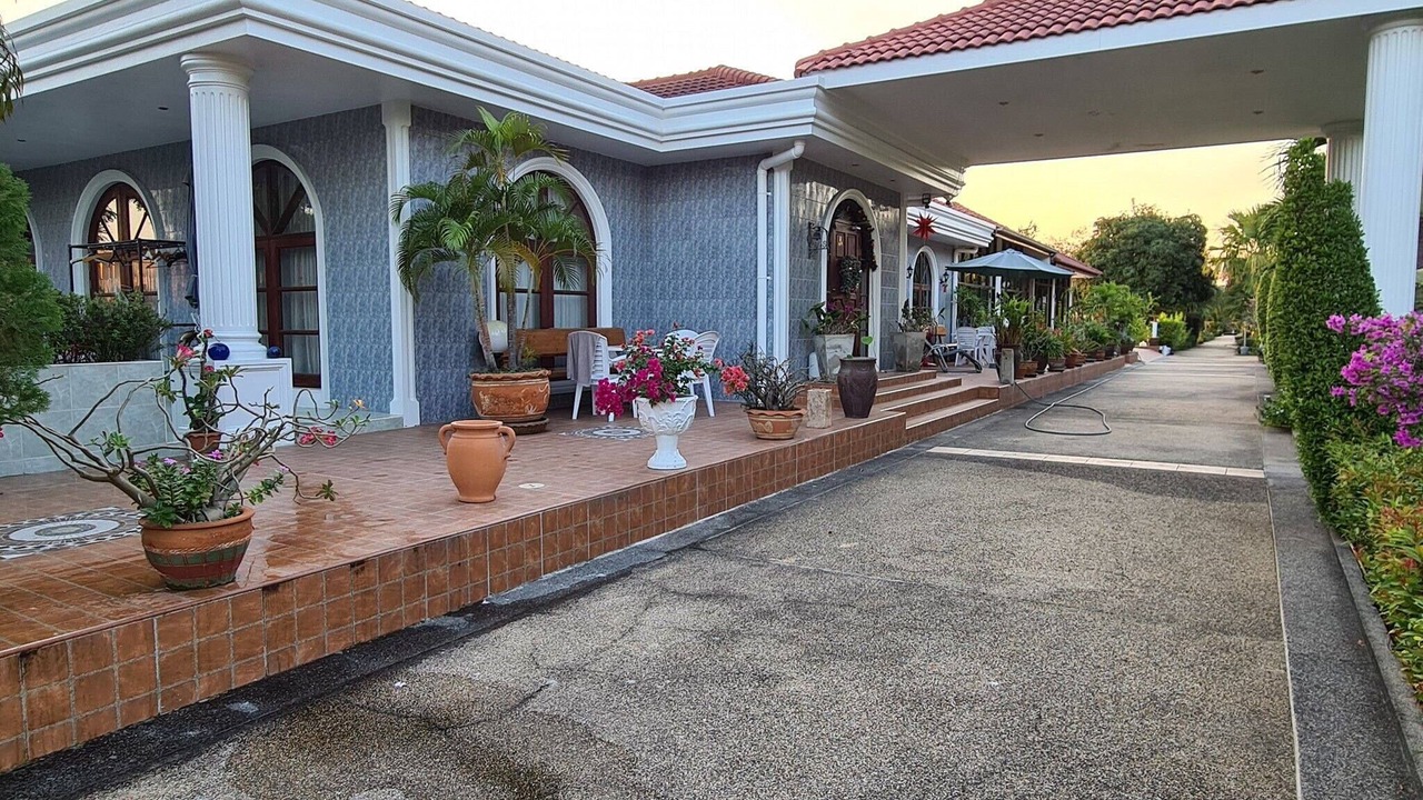 Photo of Outdoor in Cha-am