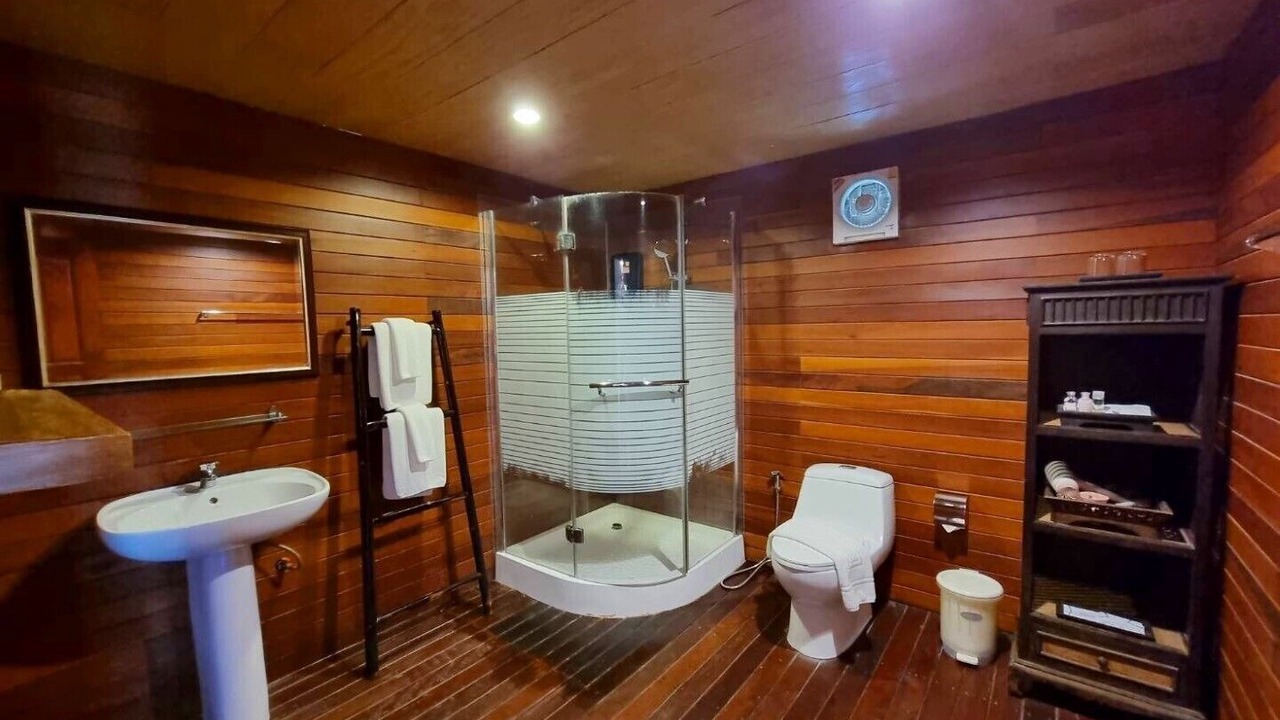 Photo of Bathroom in Tha Kradan