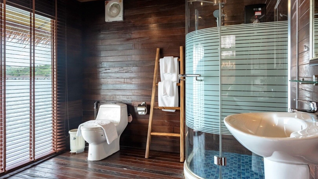 Photo of Bathroom in Tha Kradan