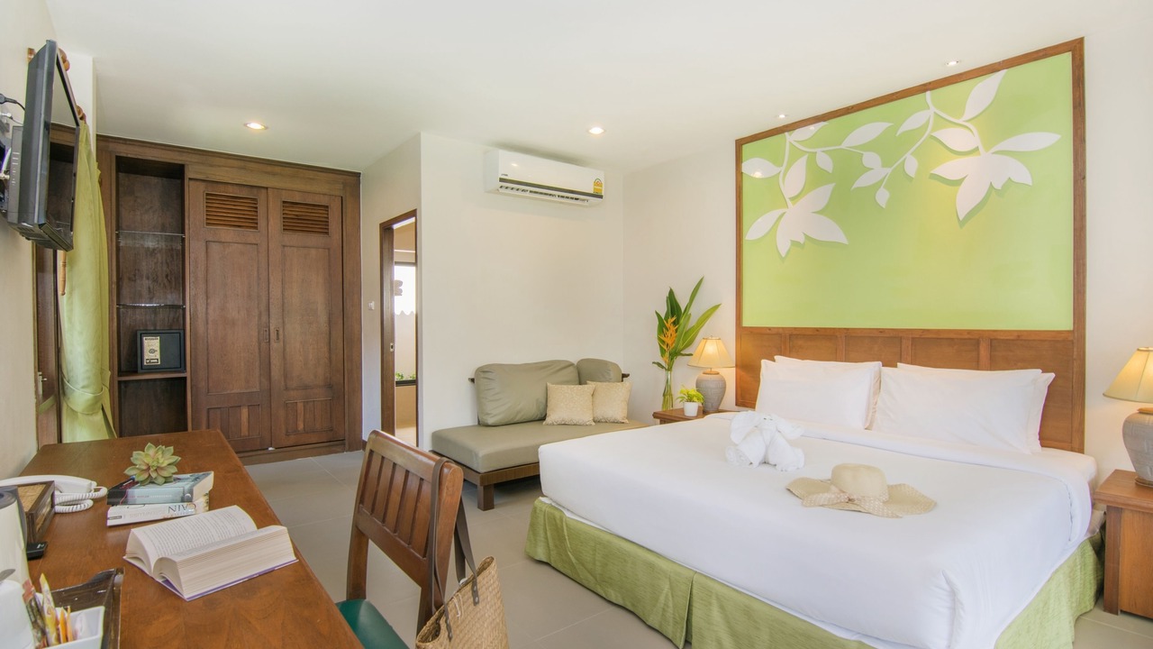 Photo of Bedroom in Khuekkhak