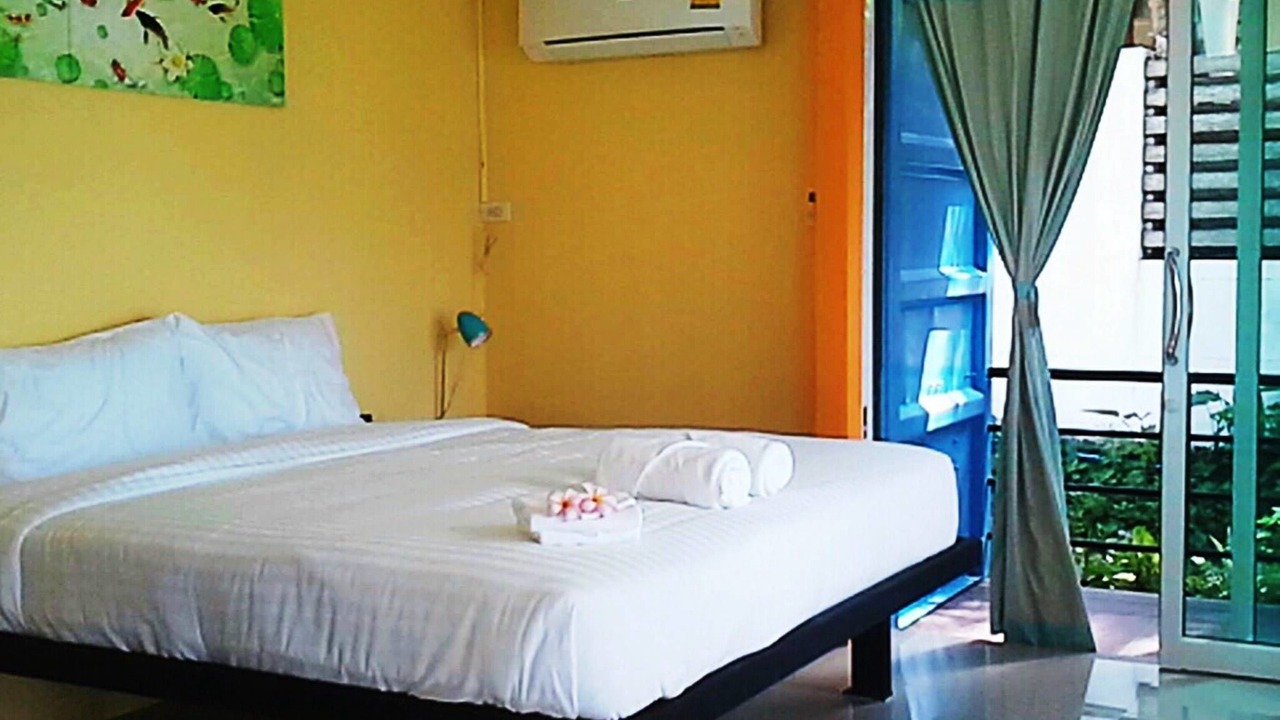 Photo of Outdoor in Lipa Noi