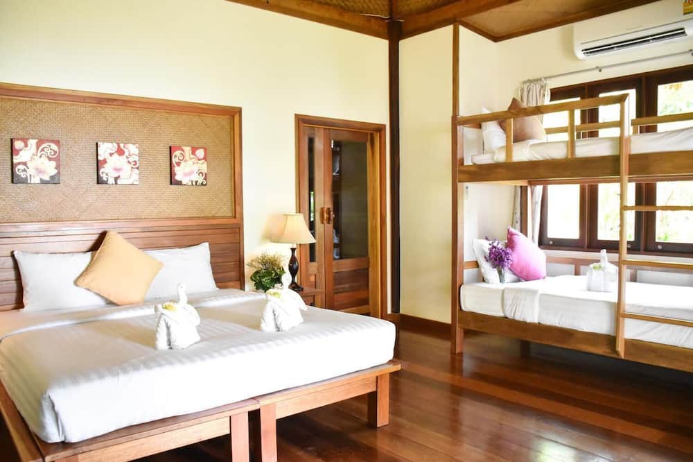 Photo of Bedroom in Ban Thalane