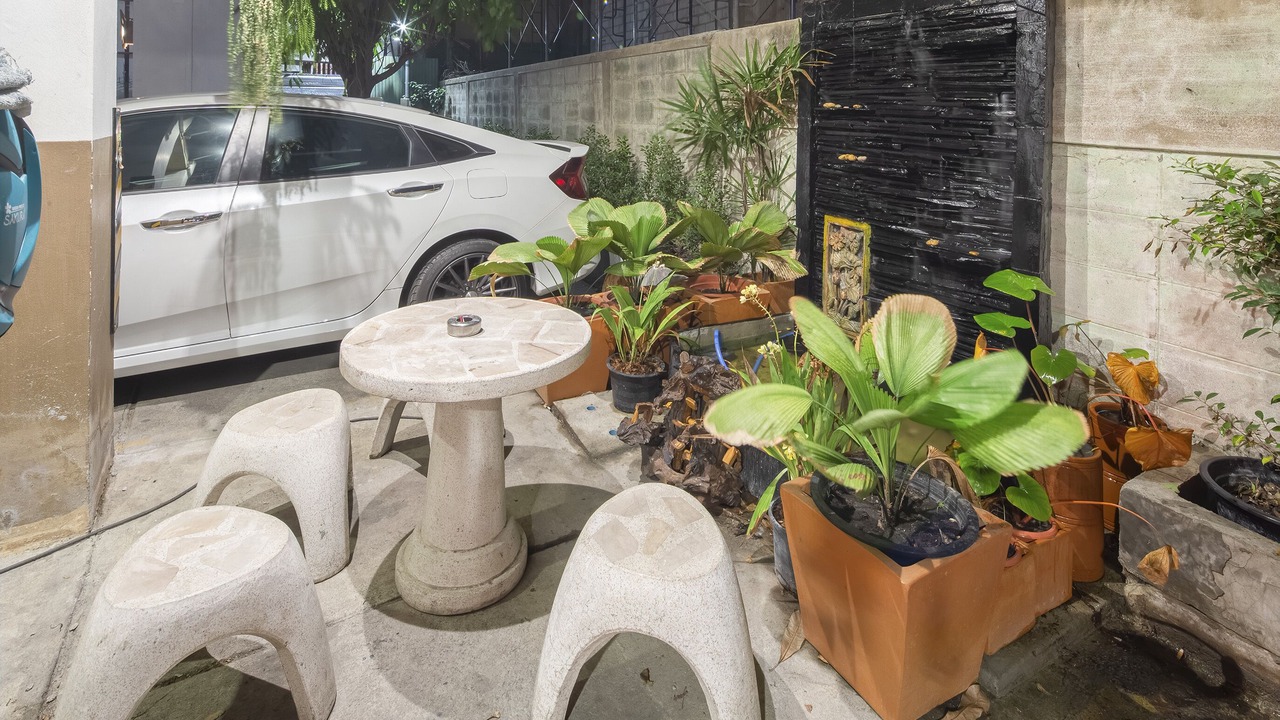 Photo of Outdoor in Anusawari