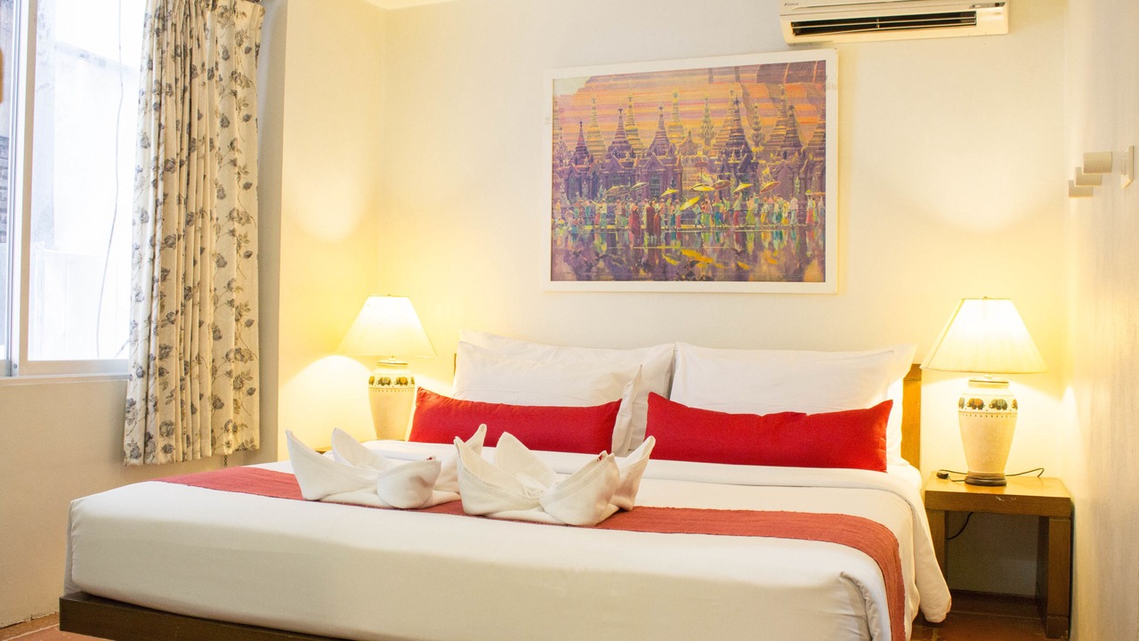 Photo of Bedroom in Talat Yot