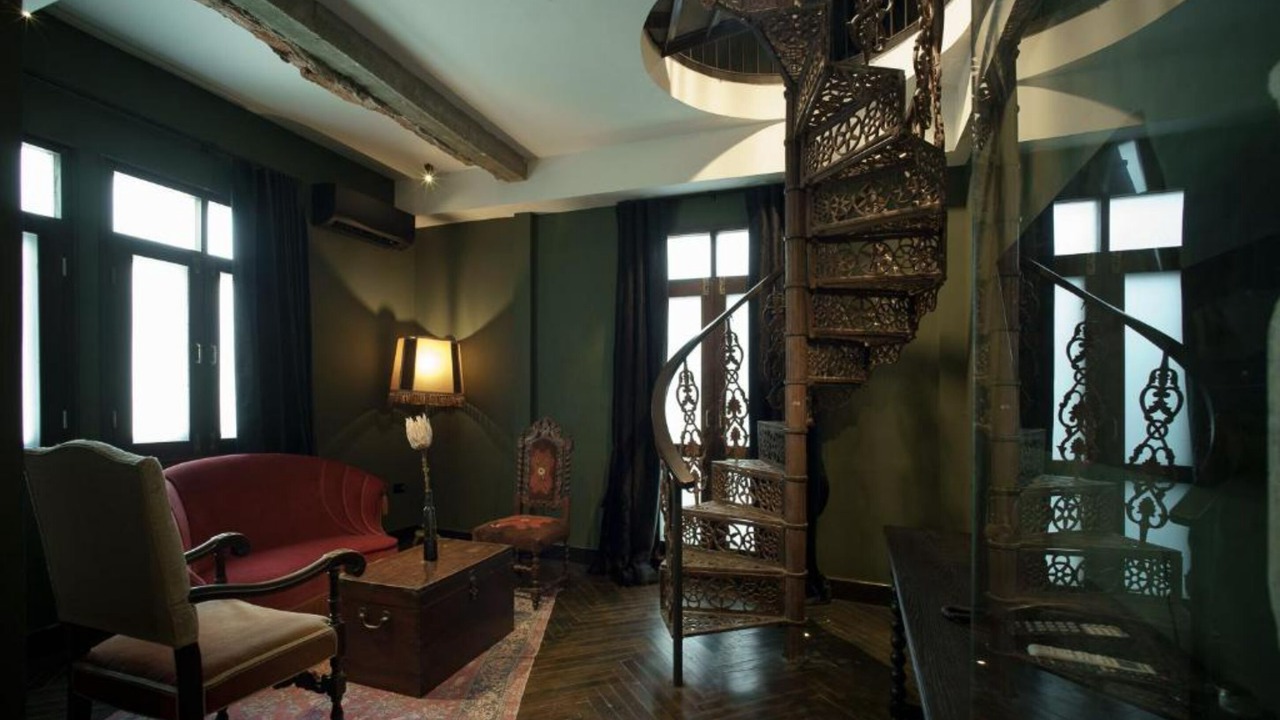 Photo of Bedroom in Wat Bowon Niwet