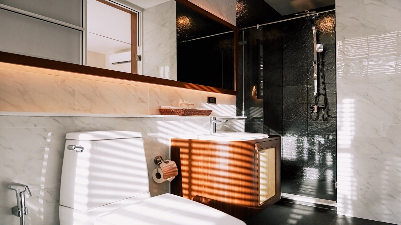 Photo of Bathroom in Sichon