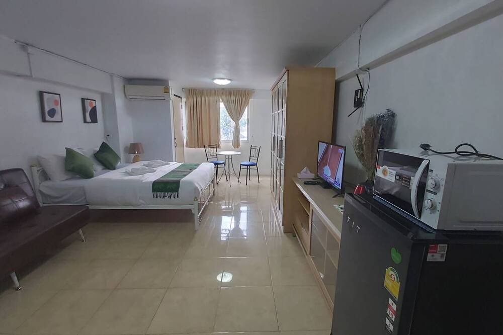 Photo of Bedroom in Huai Khwang