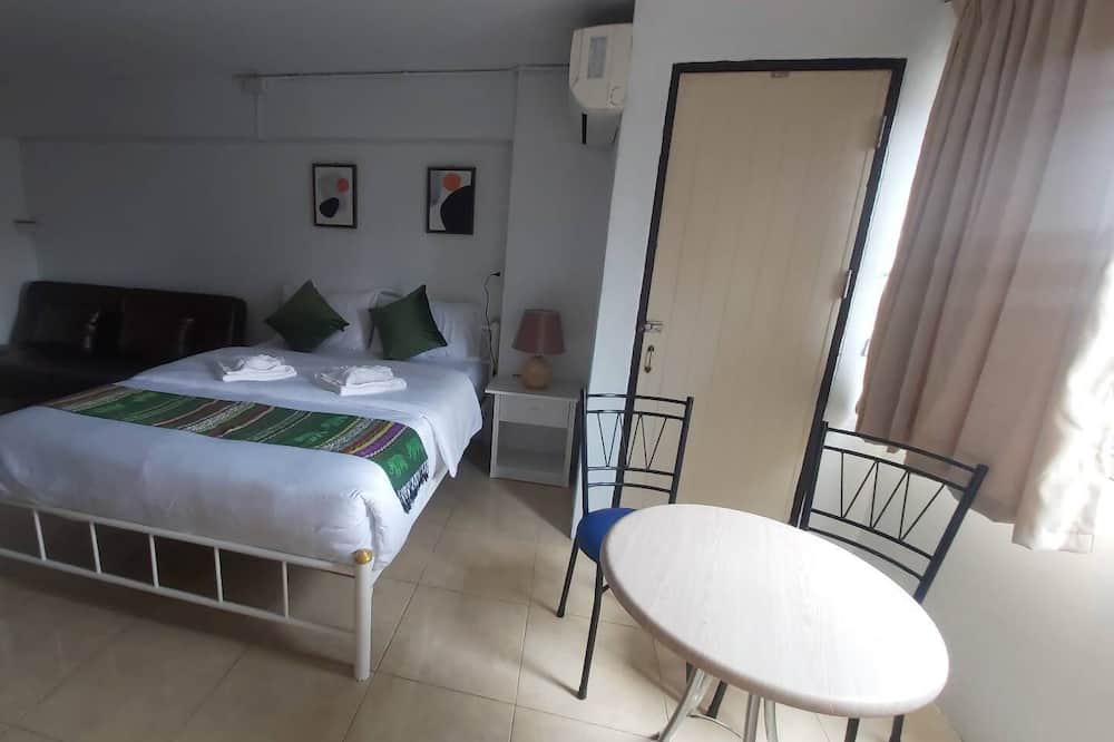 Photo of Bedroom in Huai Khwang