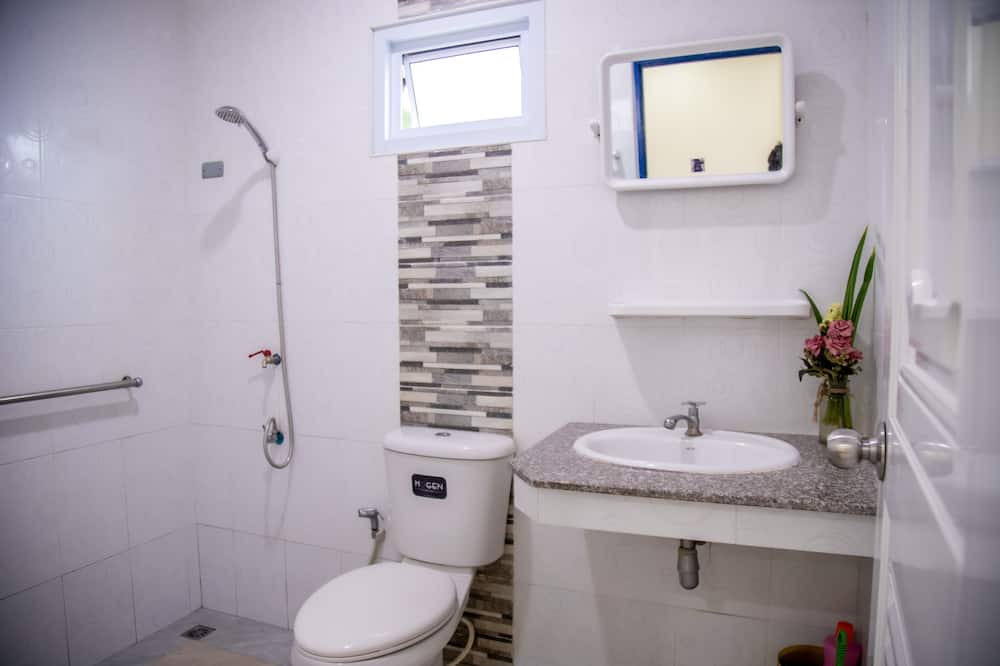 Photo of Bathroom in Sichon