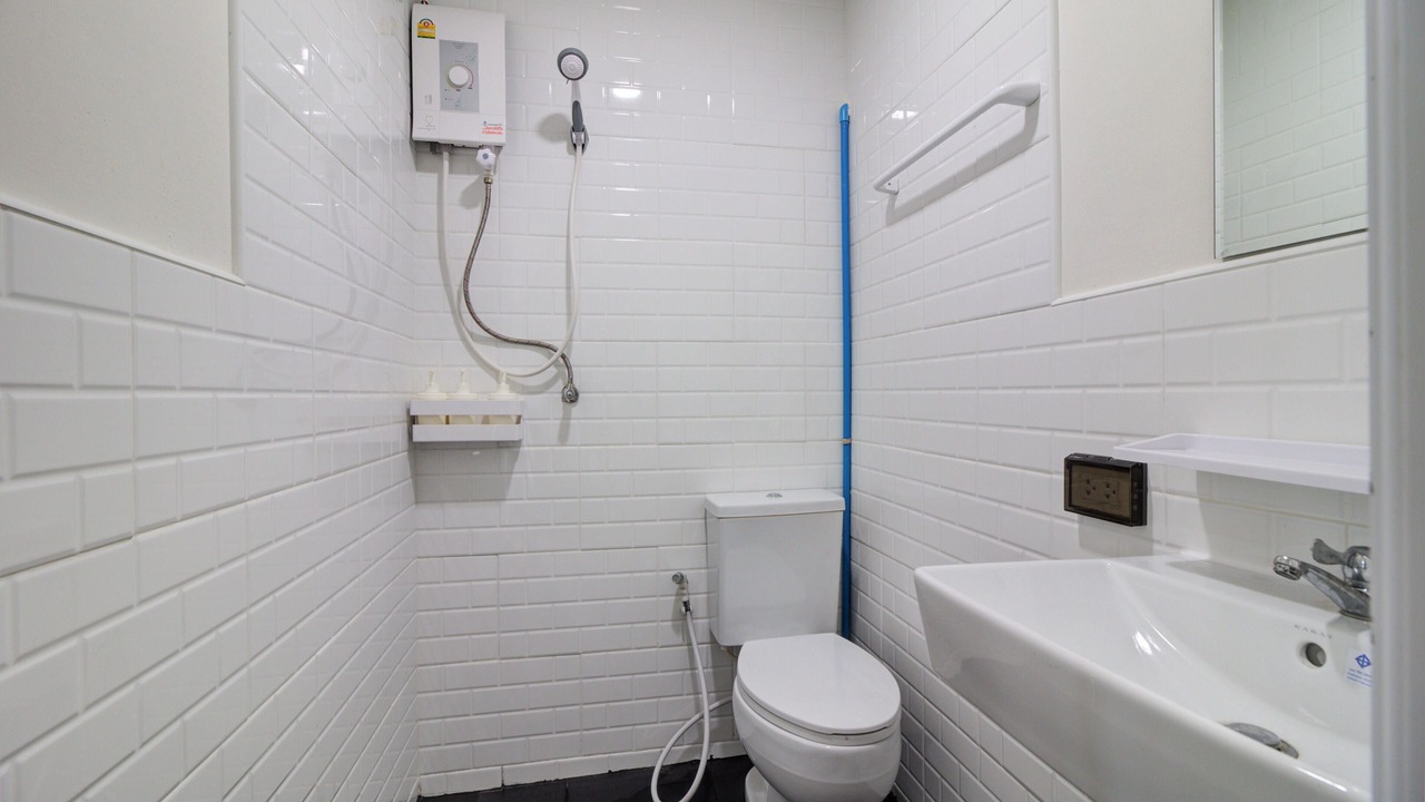 Photo of Bathroom in Makkasan