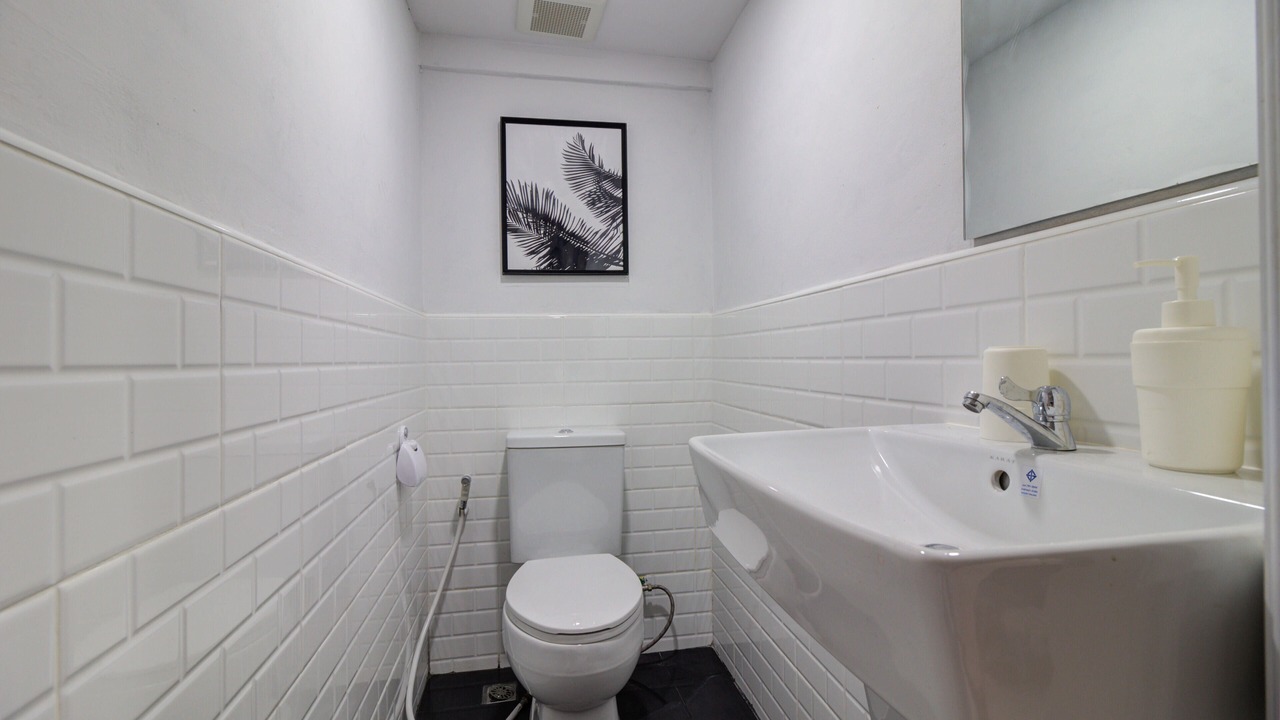 Photo of Bathroom in Makkasan