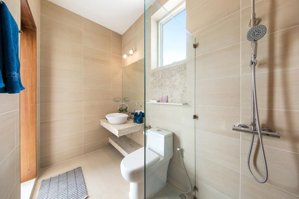 Photo of Bathroom in Chaweng City Center