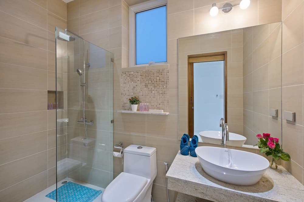 Photo of Bathroom in Chaweng City Center