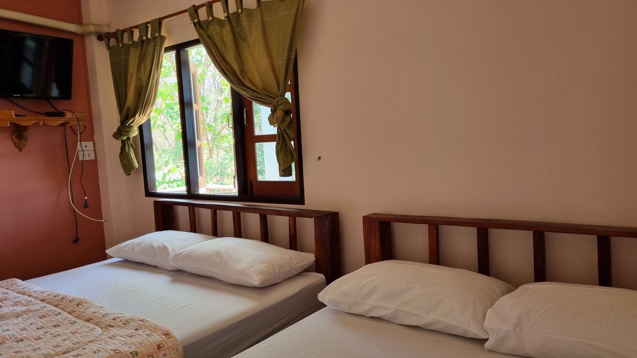 Photo of Bedroom in Ko Sichang
