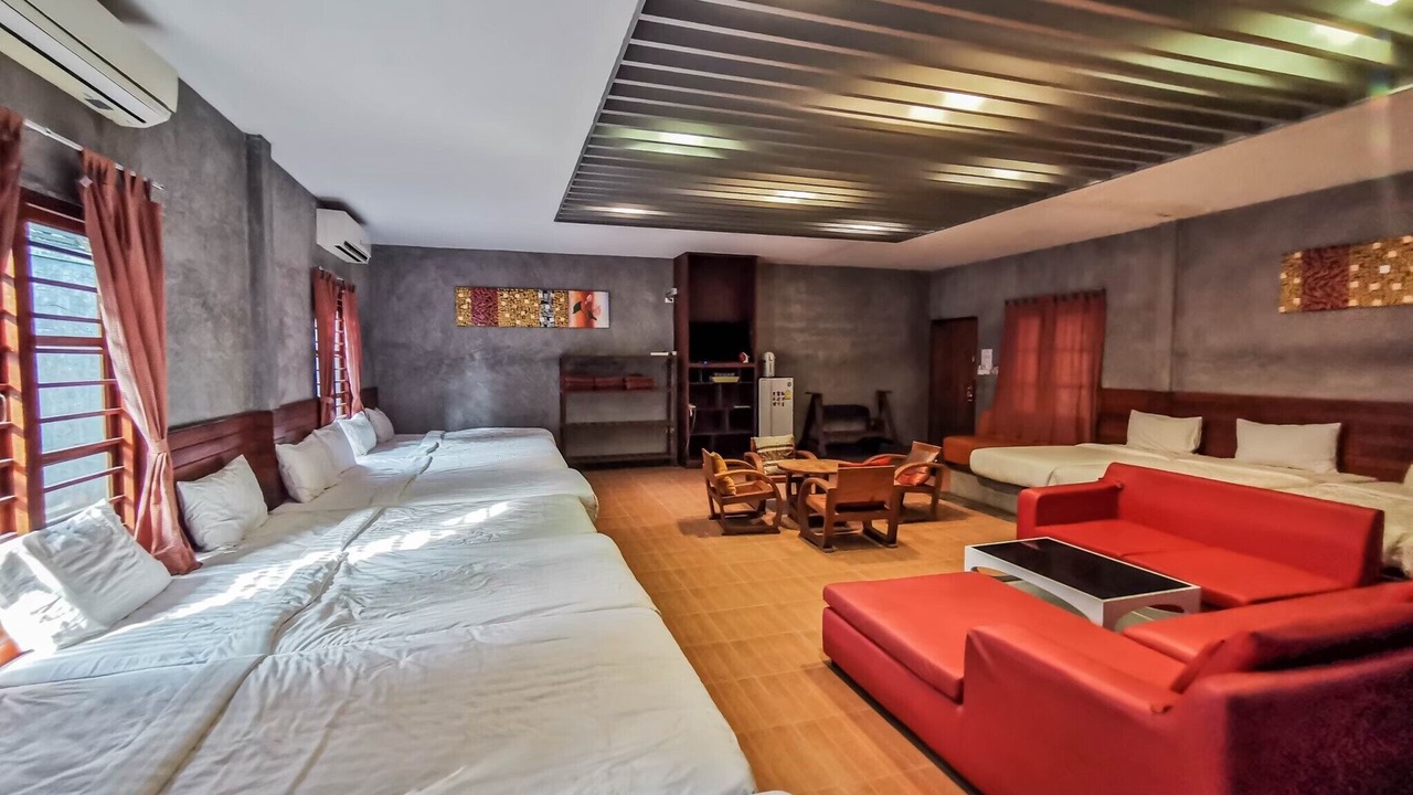 Photo of Bedroom in Ko Samrong