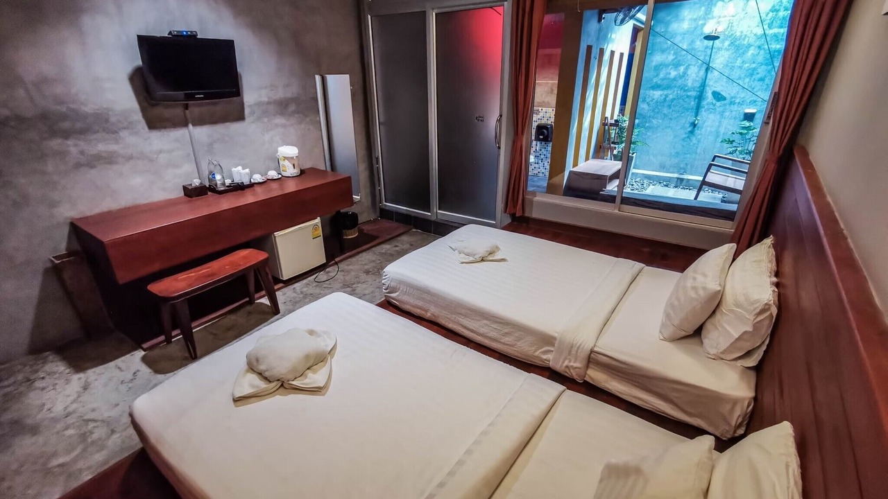 Photo of Bedroom in Ko Samrong