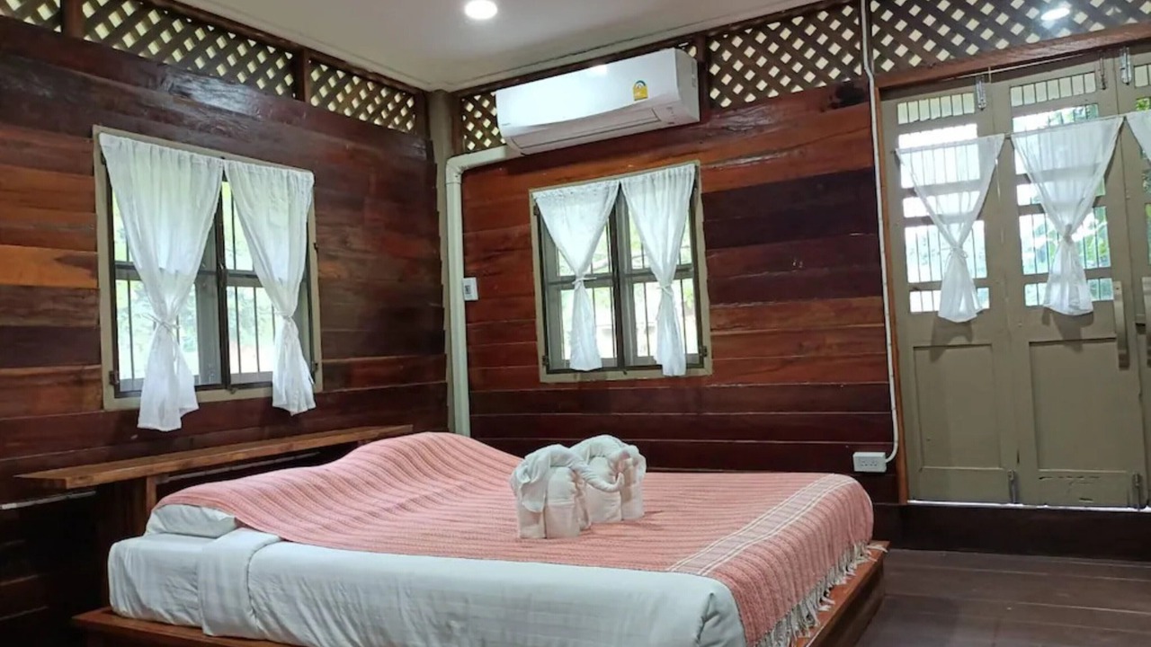 Photo of Bedroom in Samoeng