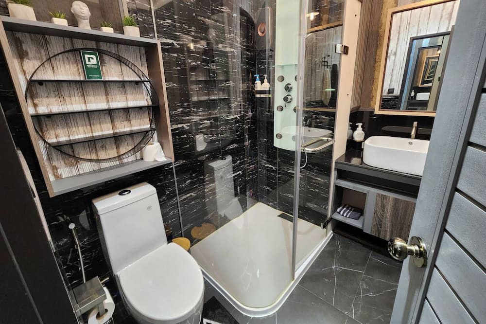Photo of Bathroom in Chatuchak