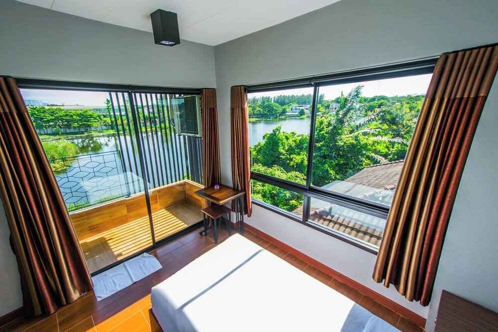 Photo of Bedroom in Racha Thewa
