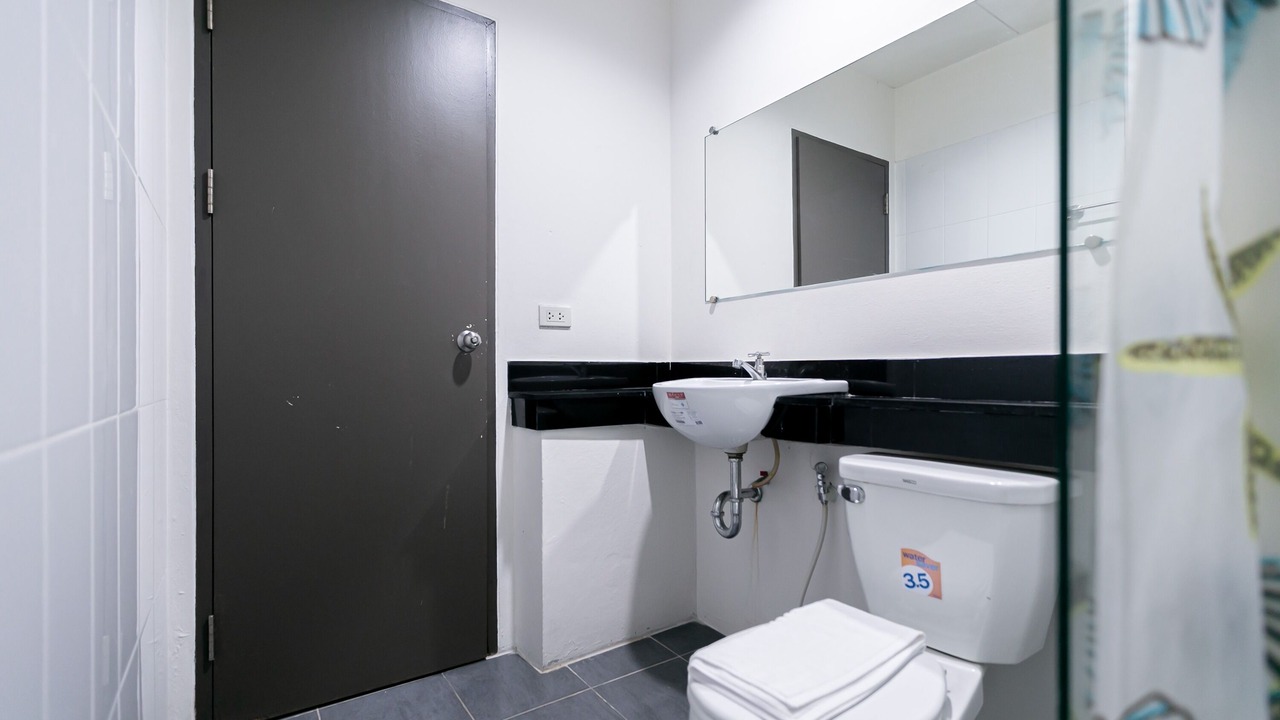 Photo of Bathroom in Bang Khae