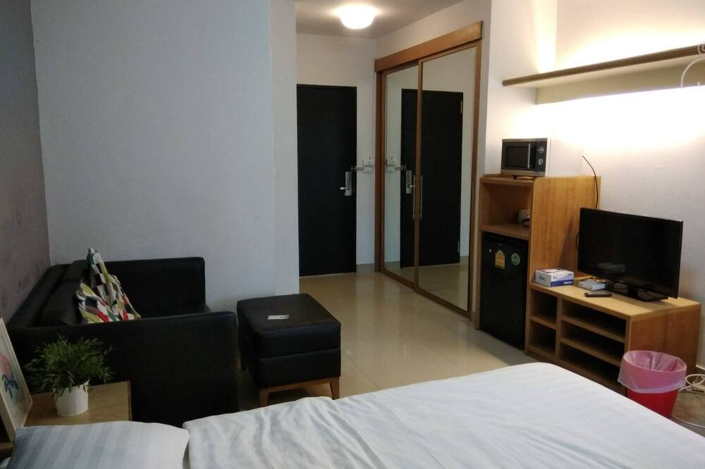 Photo of Bedroom in Huai Khwang