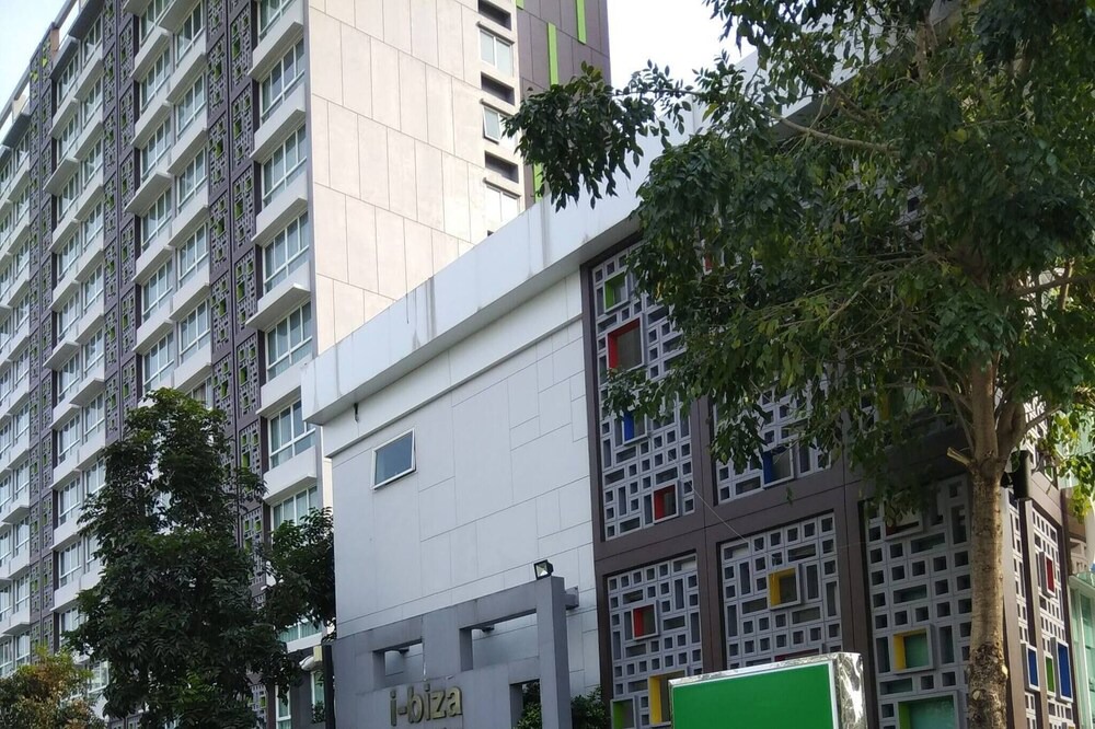 Photo of Outdoor in Huai Khwang