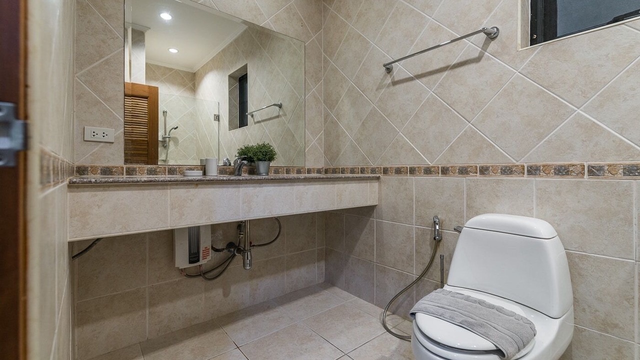 Photo of Bathroom in Pratumnak Hill