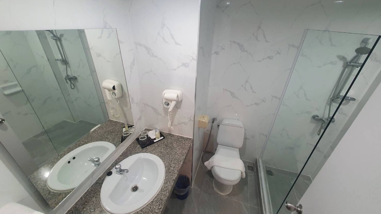 Photo of Bathroom in Makham Tia