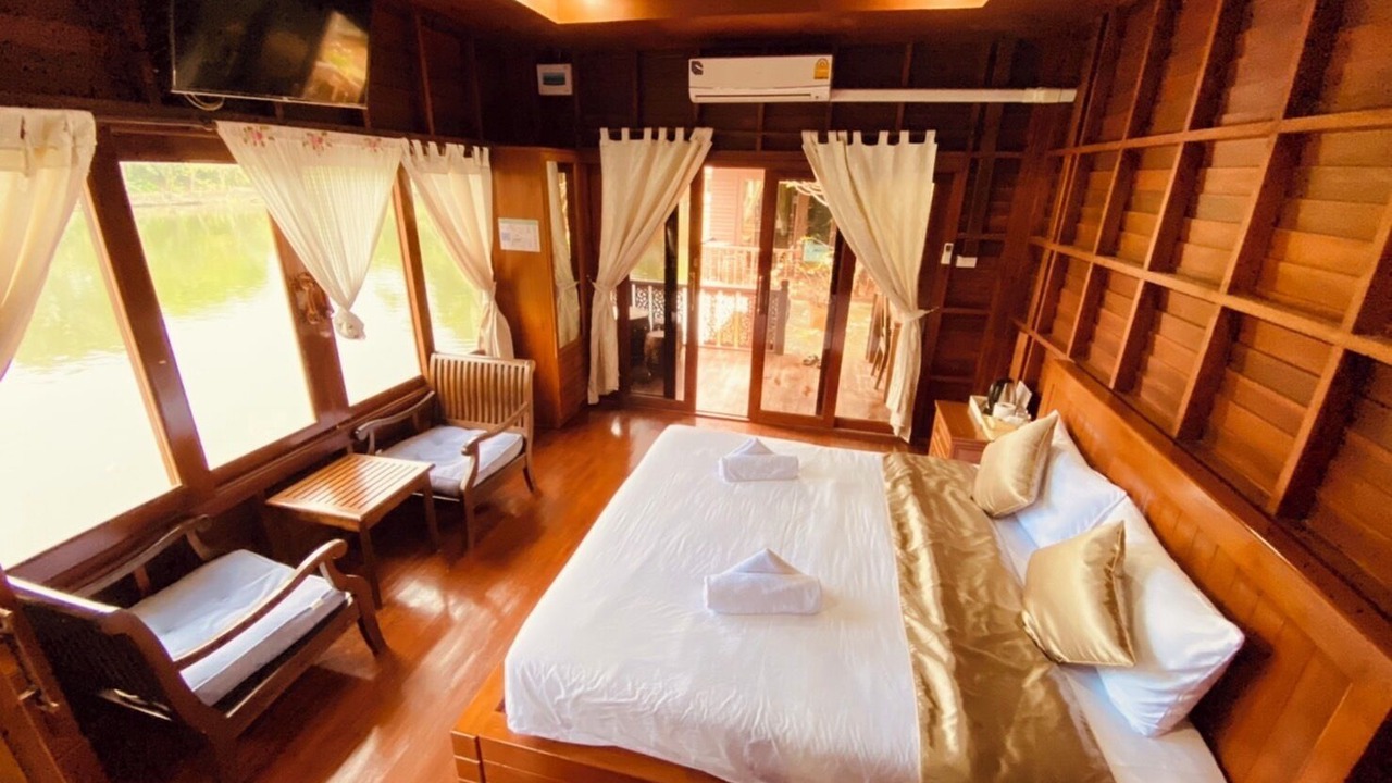 Photo of Bedroom in Pong