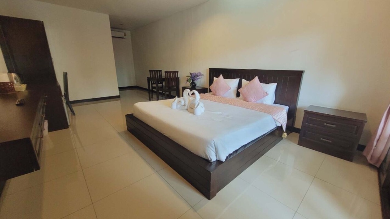 Photo of Bedroom in Pong