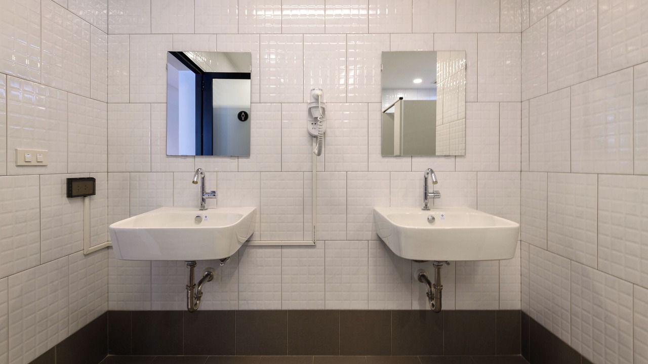Photo of Bathroom in Siriraj