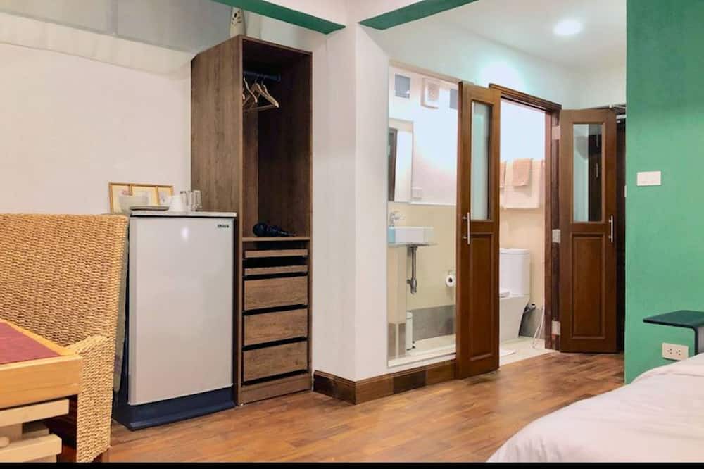 Photo of Bedroom in Khlong Toei Nuea