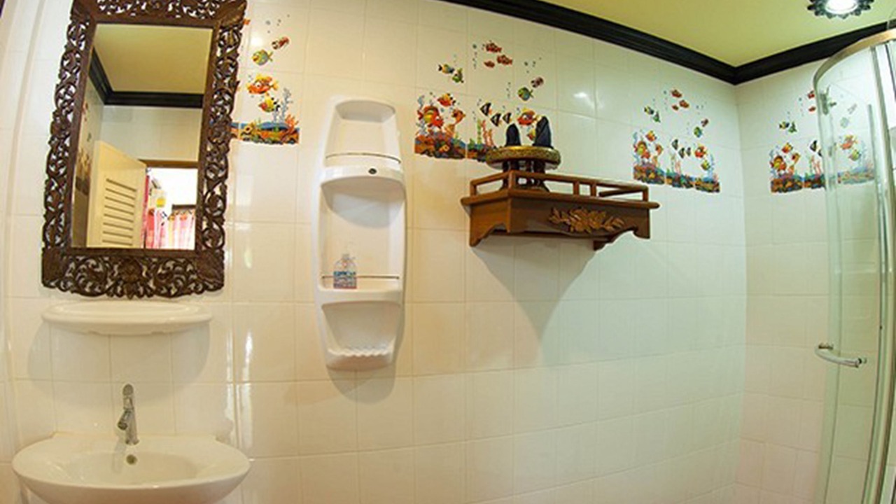 Photo of Bathroom in Ko Phi Phi