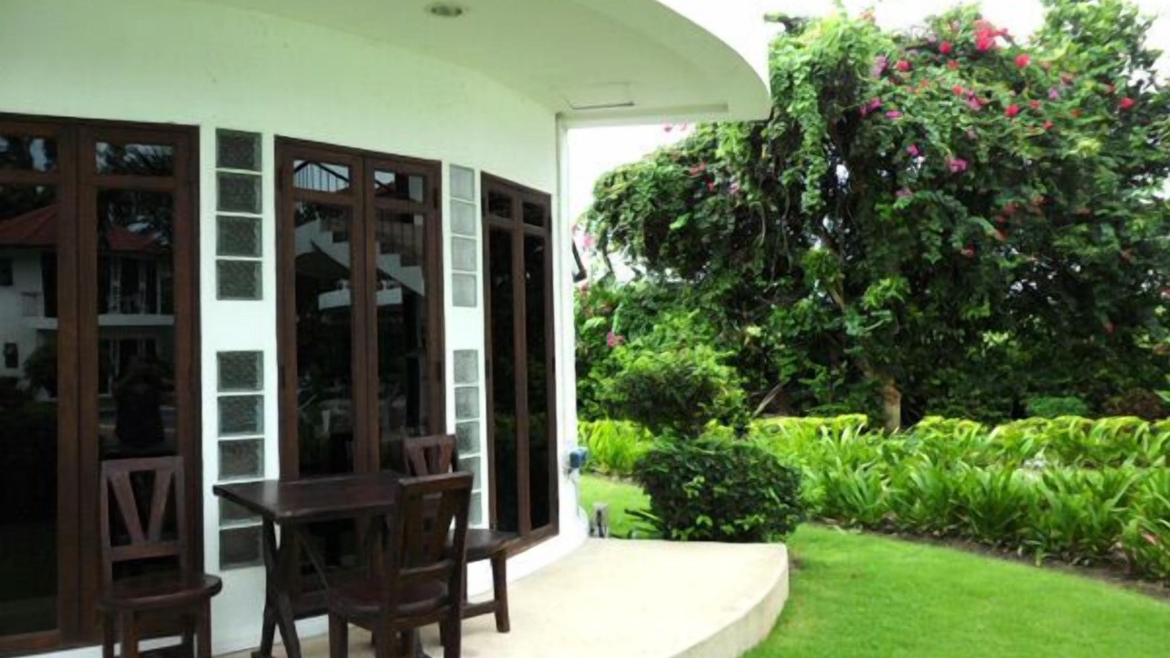 Photo of Outdoor in Hin Lek Fai