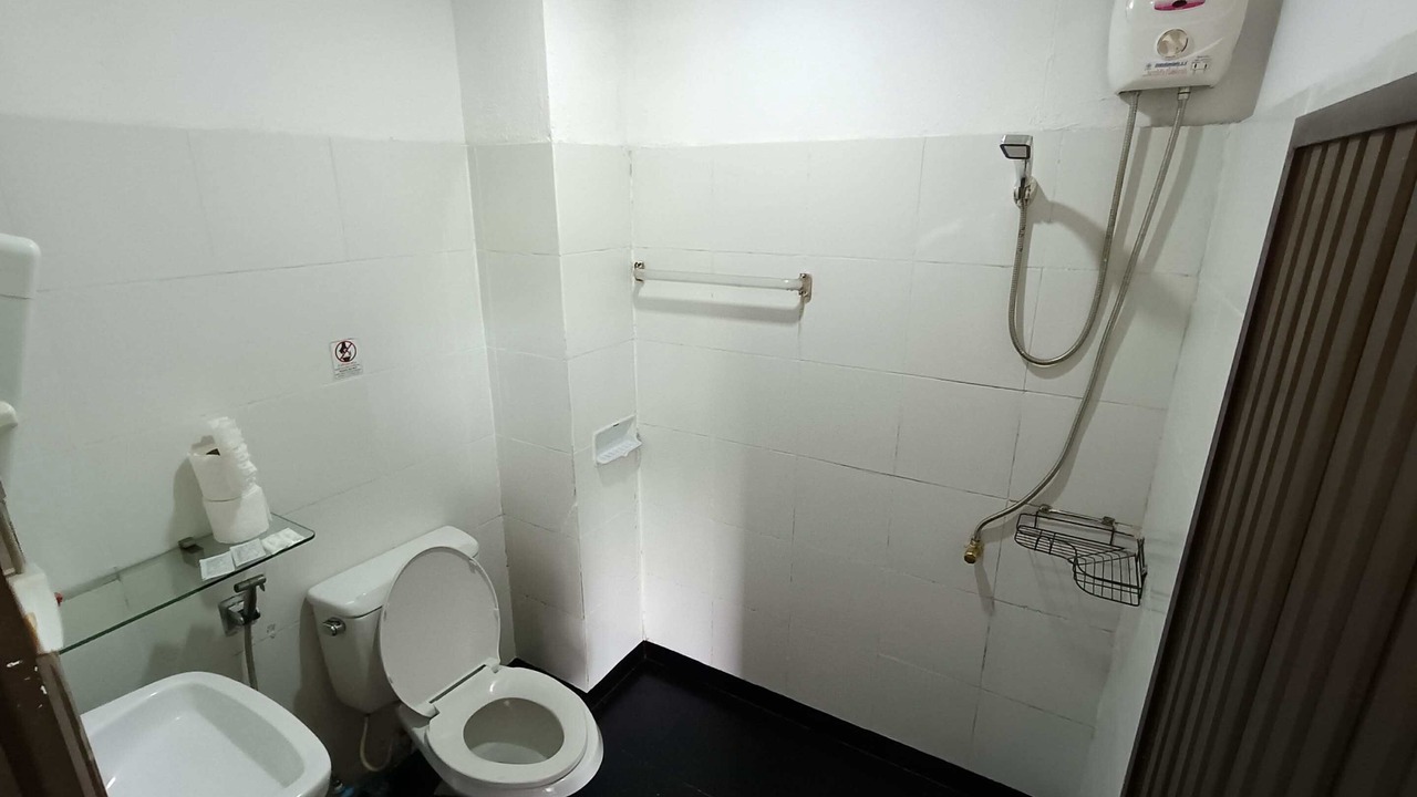 Photo of Bathroom in Nanai Road