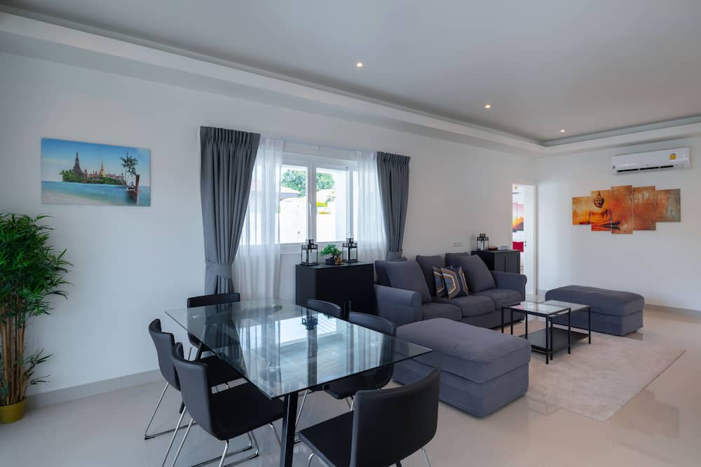 Photo of Livingroom in Hin Lek Fai