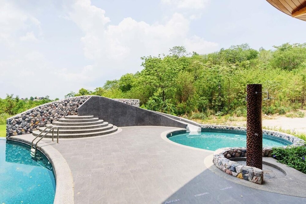 Photo of Patio Balcony in Nong Nam Daeng