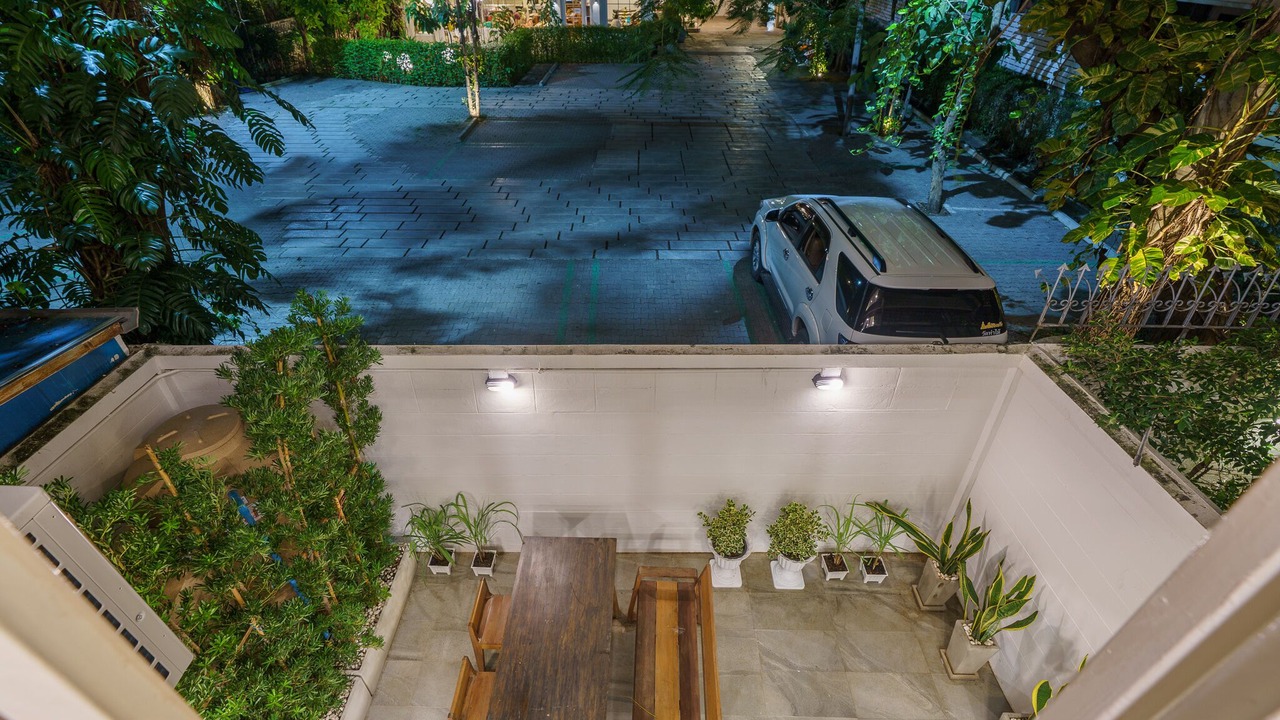 Photo of Outdoor in Asoke