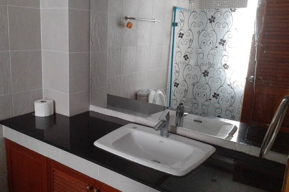 Photo of Bathroom in Pratumnak Hill