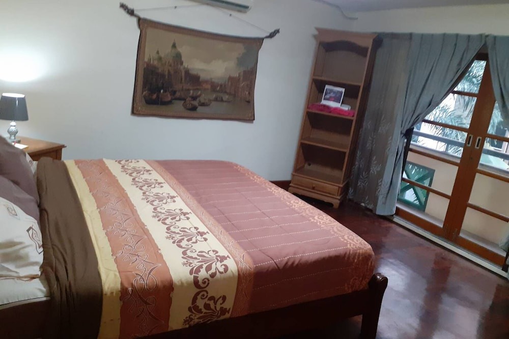 Photo of Bedroom in Pratumnak Hill