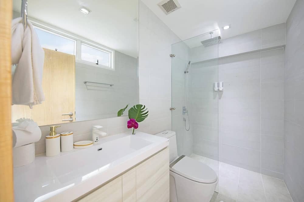 Photo of Bathroom in Chaweng City Center