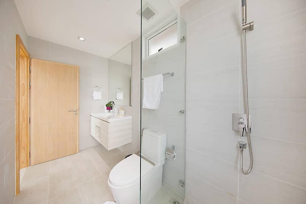 Photo of Bathroom in Chaweng City Center