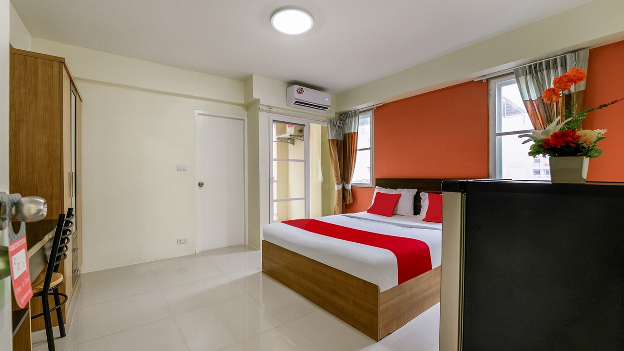 Photo of Bedroom in Hua Mak