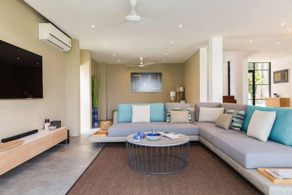 Photo of Livingroom in Thong Krut