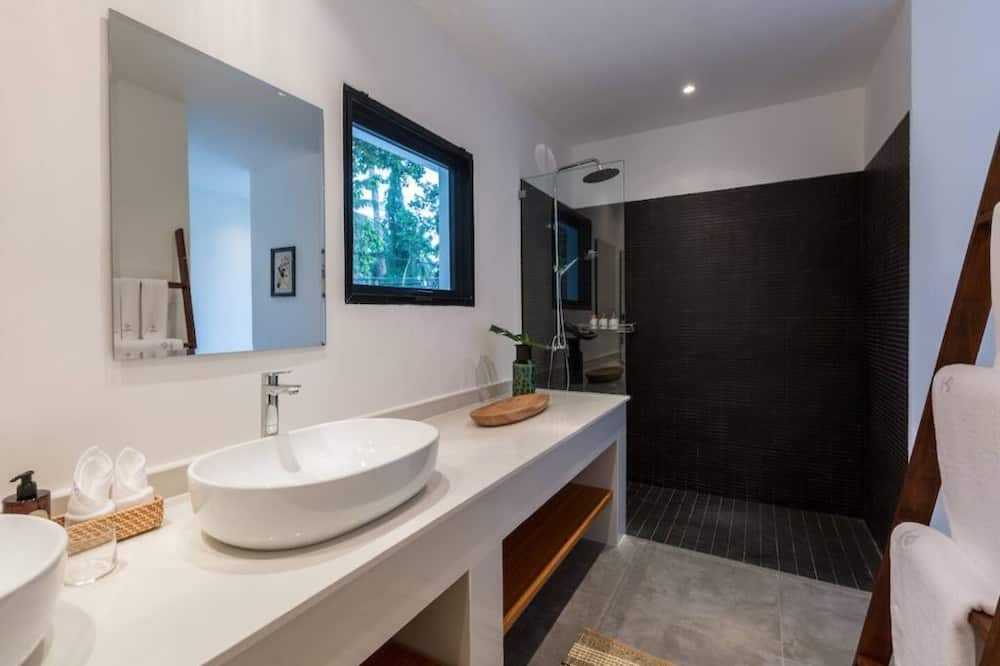 Photo of Bathroom in Thong Krut