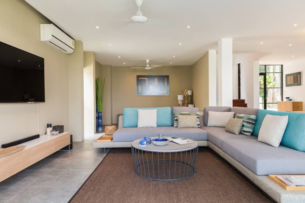 Photo of Livingroom in Thong Krut