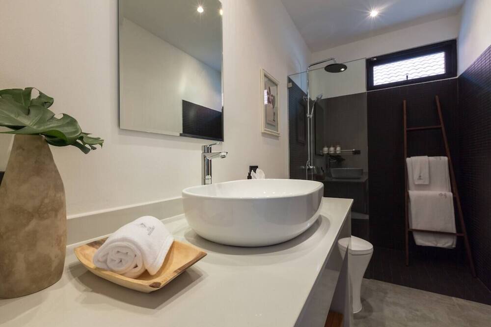 Photo of Bathroom in Thong Krut