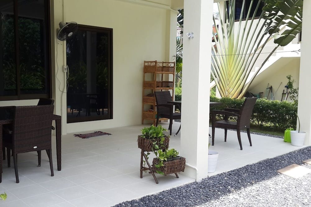 Photo of Outdoor in Wok Tum