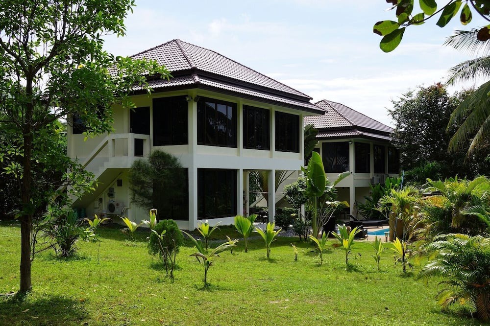 Photo of Outdoor in Wok Tum