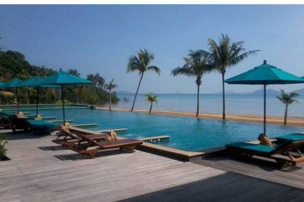 Photo of Outdoor in Bang Bao Bay